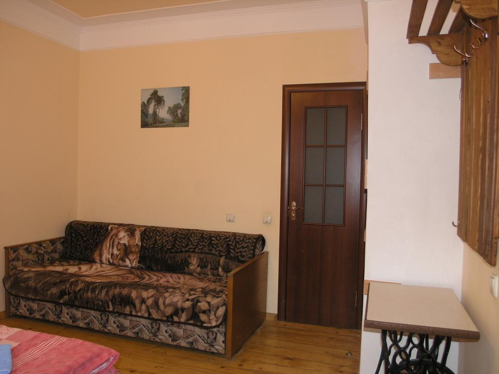 Arnika Tatariv Hotel Exterior foto